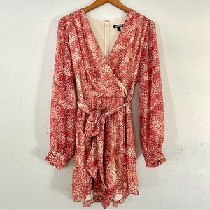 🦋 Express Pink Peach Long Sleeve V-Neck Flowy Romper Large